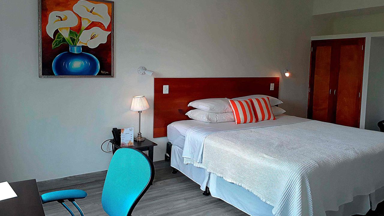 Hotel Casa Royale Bluefields Extérieur photo